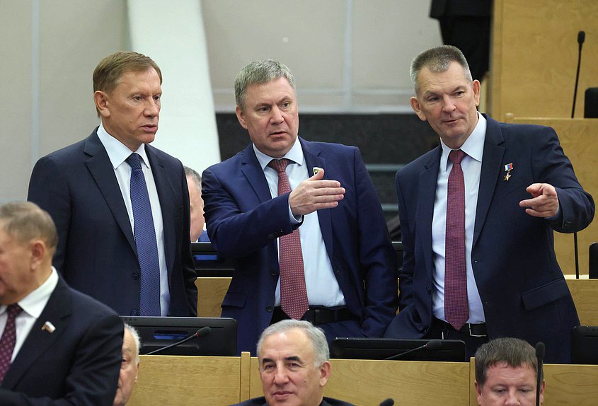 Член Комитета по аграрным вопросам Игорь Руденский, заместитель Председателя Комиссии по Регламенту и обеспечению деятельности Государственной Думы Дмитрий Каденков и член Комитета по транспорту и развитию транспортной инфраструктуры Александр Самокутяев