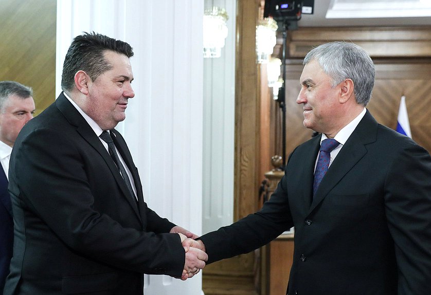 El Jefe de la Duma Estatal Vyacheslav Volodin y el Presidente de la Asamblea Nacional de la República Srpska (Bosnia y Herzegovina) Nenad Stevandic