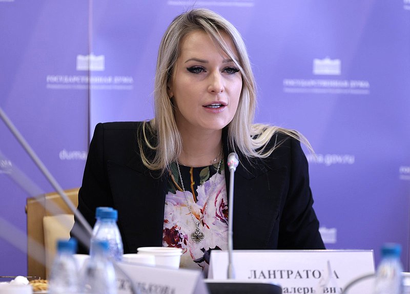 Председатель Комитета по развитию гражданского общества, вопросам общественных и религиозных объединений Яна Лантратова