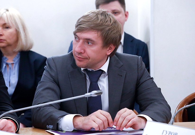 Глава Федерального агентства по делам молодежи (Росмолодежь) Григорий Гуров