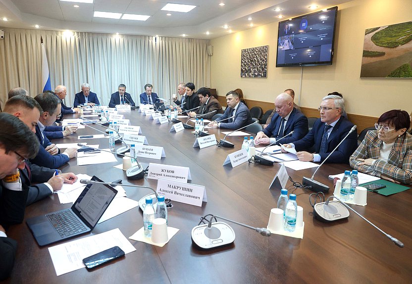 Заседание Комитета по экологии, природным ресурсам и охране окружающей среды