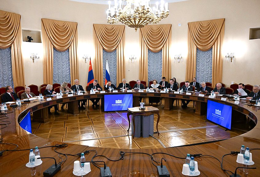 Заседание Комитета по охране здоровья с участием руководителя Роспотребнадзора — Главного санитарного врача РФ Анны Поповой