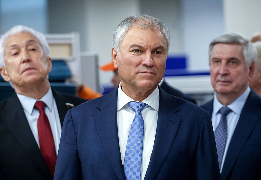 Председатель Государственной Думы Вячеслав Володин. Выездное заседание Совета Государственной Думы по вопросу организации предоставления среднего профессионального образования с учетом особого порядка проведения ГИА-9 в рамках пилотного проекта (Центр практического обучения "Профессии будущего")