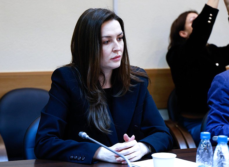 Член Комитета по просвещению Анна Скрозникова