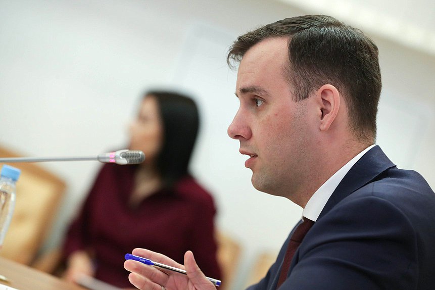 Председатель Комитета по малому и среднему предпринимательству Александр Демин