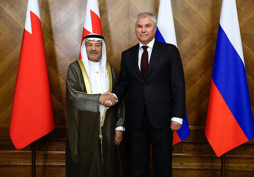 Chairman of Shura Council of the Kingdom of Bahrain Ali Bin Saleh Al Saleh and Chairman of the State Duma Vyacheslav Volodin