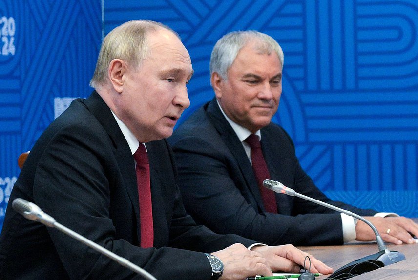 El presidente de la Federación de Rusia, Vladimir Putin, y el Jefe de la Duma Estatal, Vyacheslav Volodin. Foto: Servicio de Prensa del Presidente de la Federación Rusa