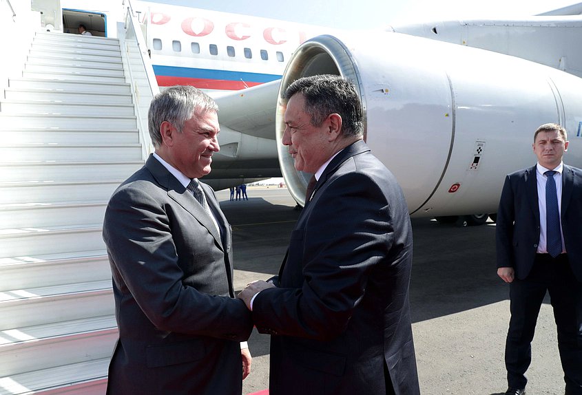 Chairman of the State Duma Viacheslav Volodin and Speaker of the Legislative Chamber of the Oliy Majlis Nuriddinjon Ismailov