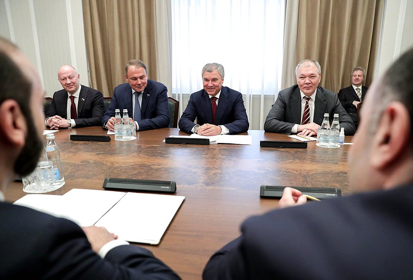 Meeting of Chairman of the State Duma Viacheslav Volodin and President of the National Assembly of Armenia Ararat Mirzoyan