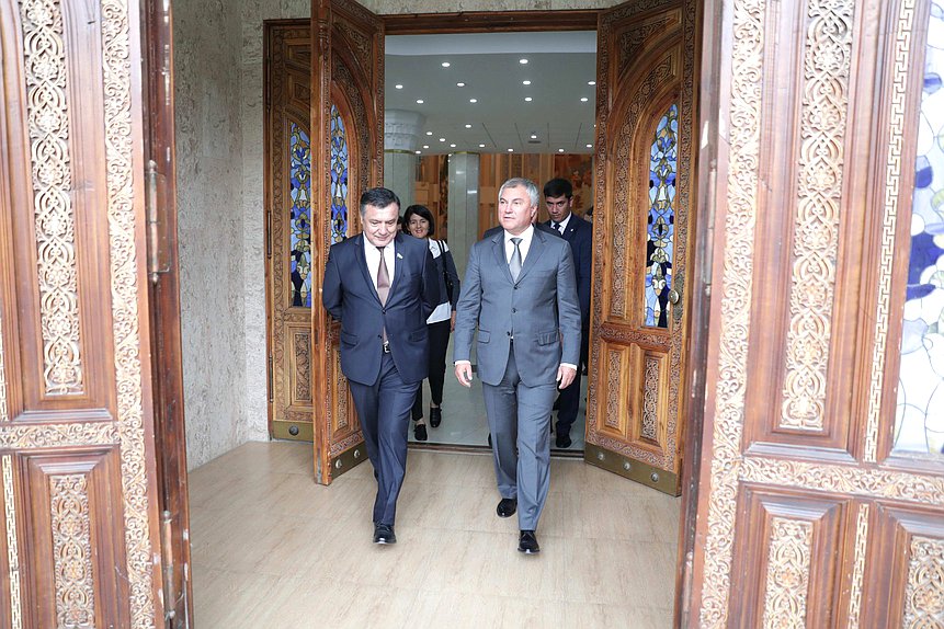 Speaker of the Legislative Chamber of the Oliy Majlis Nuriddinjon Ismailov and Chairman of the State Duma Viacheslav Volodin