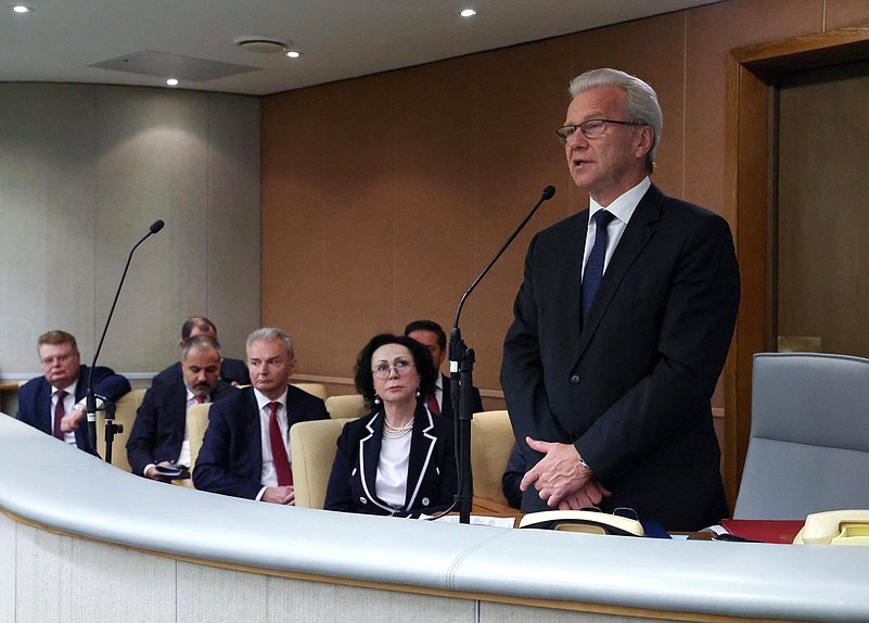 Полномочный представитель Президента РФ в Государственной Думе Гарри Минх