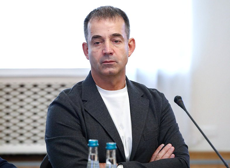 Первый заместитель Председателя Комитета по культуре Дмитрий Певцов