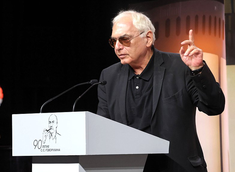 Генеральный директор киноконцерна «Мосфильм» Карен Шахназаров