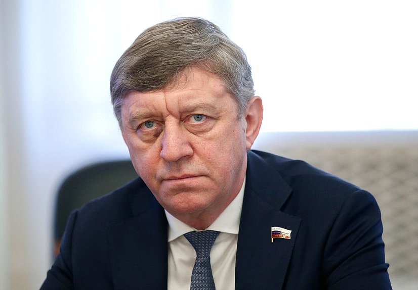 Член Комитета по культуре Сергей Соловьев