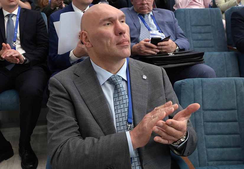 Первый заместитель Председателя Комитета по туризму и развитию туристической инфраструктуры Николай Валуев