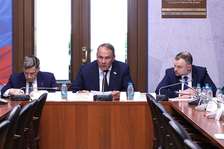 Заместитель Председателя Государственной Думы Петр Толстой