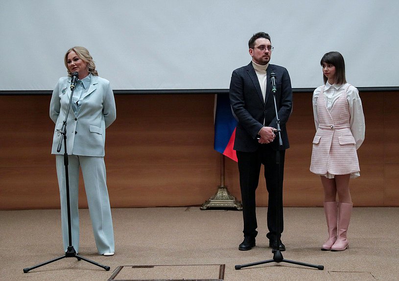 Продюсер Юлия Сумачева и исполнительница главной роли в фильме "Роднина" Владислава Самохина