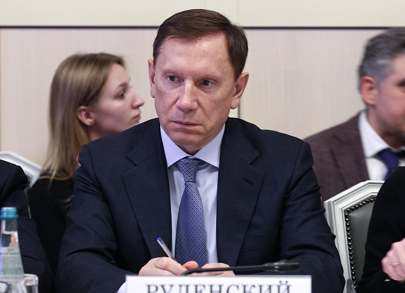 Член Комитета по аграрным вопросам Игорь Руденский