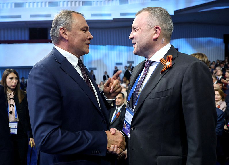 Deputy Chairman of the State Duma Petr Tolstoy and Deputy Chairman of the Committee on Informational Policy, Technologies and Communications Evgeny Popov