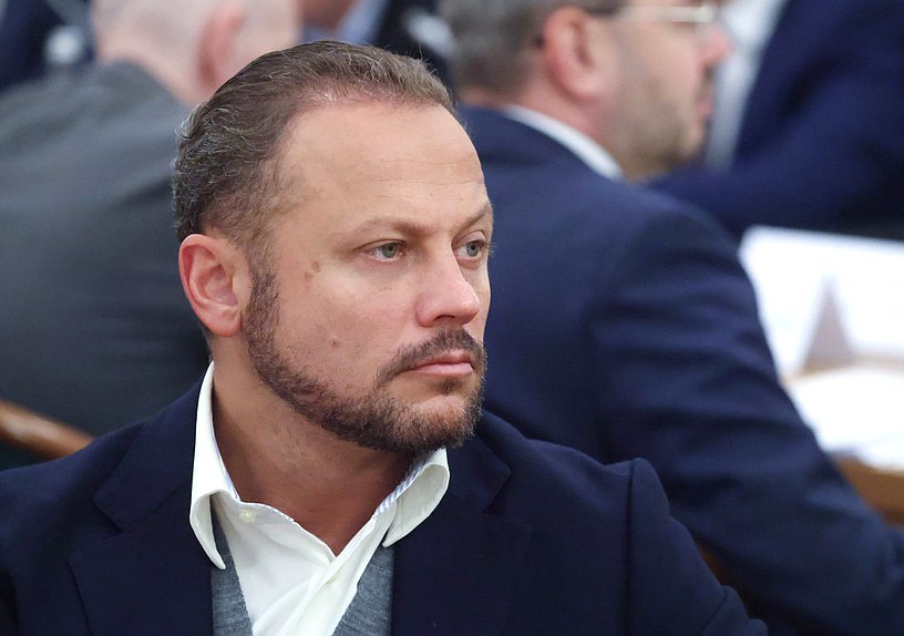 Первый заместитель Председателя Комитета по транспорту и развитию транспортной инфраструктуры Павел Федяев