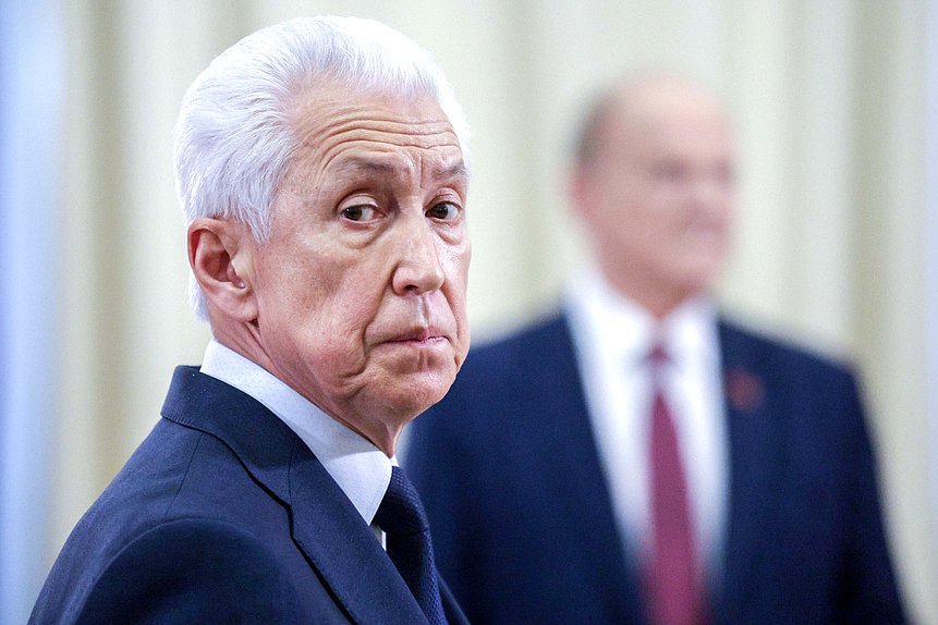 Руководитель фракции "Единая Россия" Владимир Васильев. Фото: пресс-служба Президента РФ