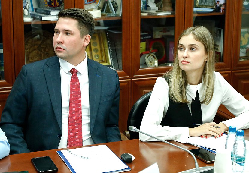 Заседание Молодежного парламента при Государственной Думе