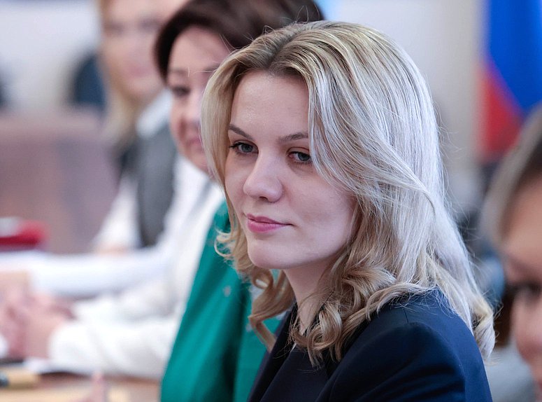 Член Комитета по защите семьи, вопросам отцовства, материнства и детства Дарья Светяш