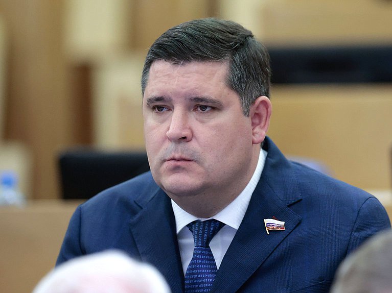 Заместитель Председателя Комитета по молодежной политике Михаил Киселев