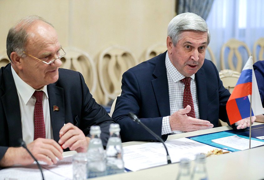 First Deputy Chairman of the State Duma Ivan Melnikov and leader of CPRF faction Gennady Zyuganov