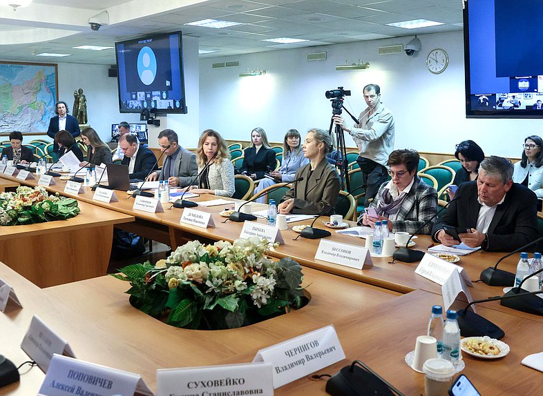 Заседание рабочей группы по совершенствованию законодательства РФ в части обеспечения детей качественным и безопасным питанием