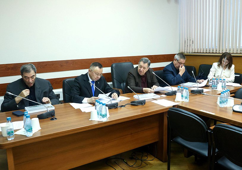 Рассмотрение проектов государственных программ на заседании Комитета по бюджету и налогам. День второй