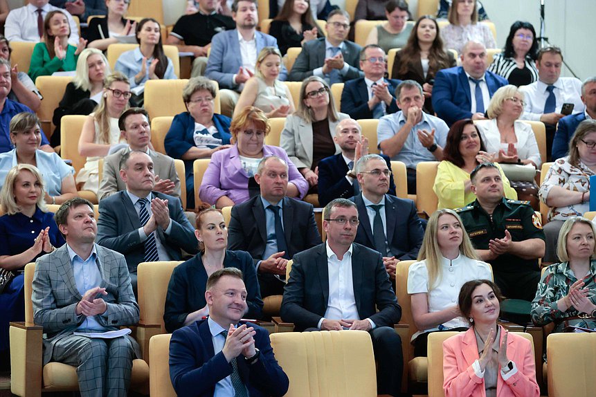 Итоговое заседание Комитета по защите семьи, вопросам отцовства, материнства и детства