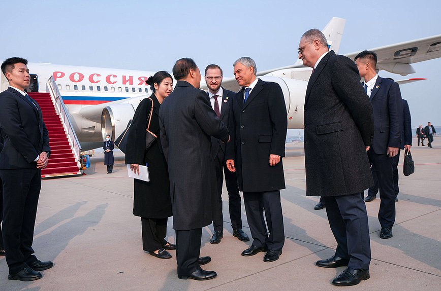 Visita oficial del Jefe de la Duma Estatal, Vyacheslav Volodin, a la República Popular China