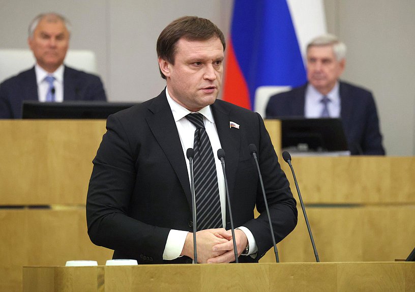 Председатель Комитета по строительству и ЖКХ Сергей Пахомов