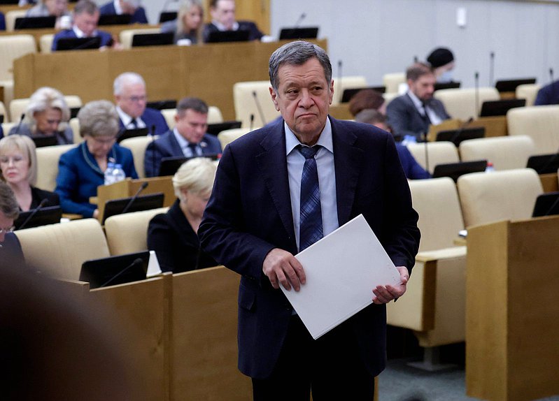 Председатель Комитета по бюджету и налогам Андрей Макаров