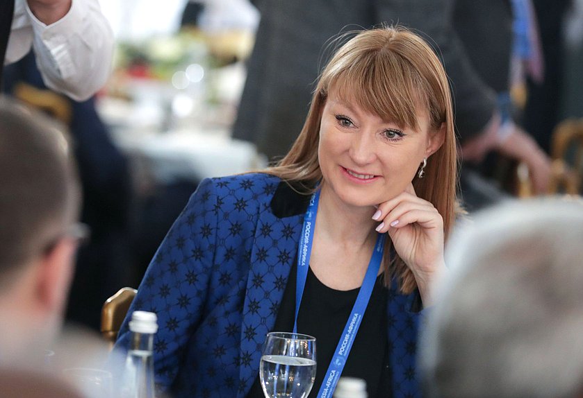 First Deputy Chairwoman of the Committee on International Affairs Svetlana Zhurova