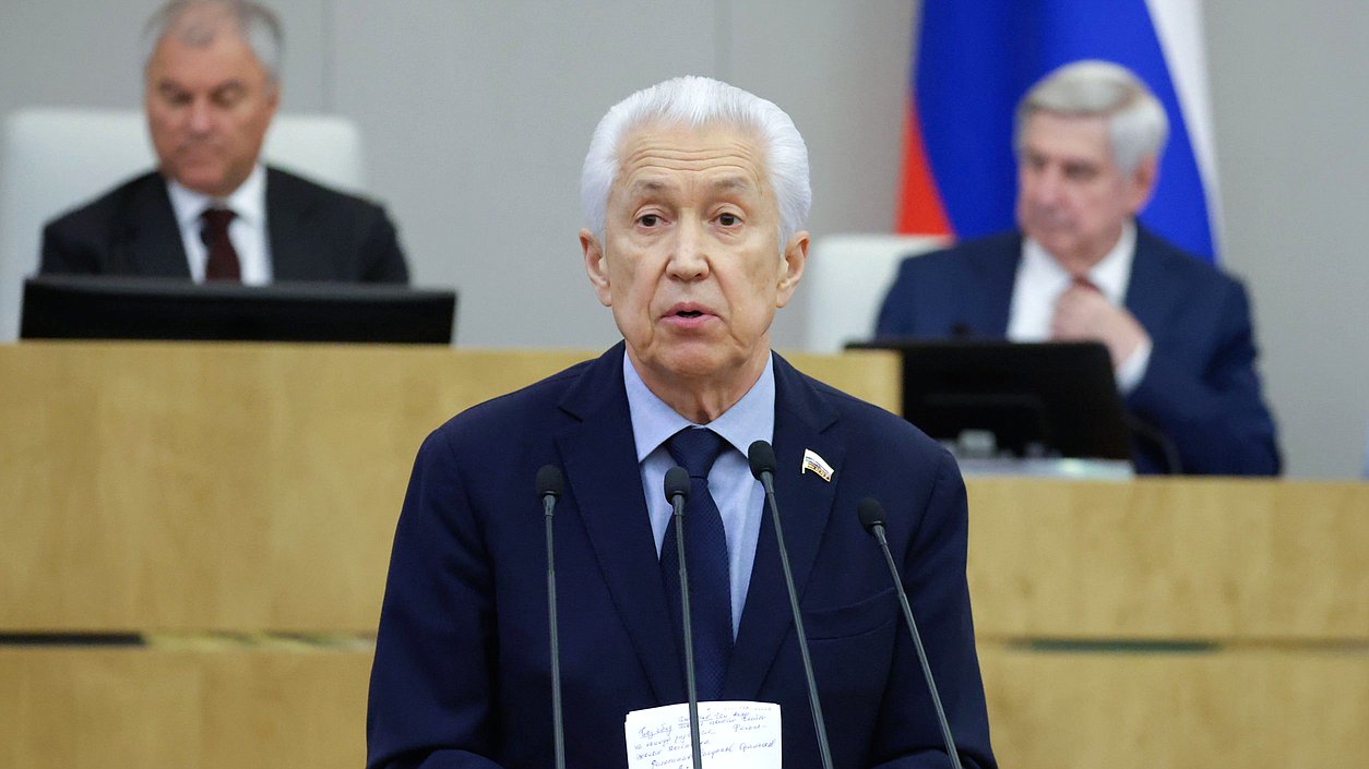 Руководитель фракции "Единая Россия" Владимир Васильев