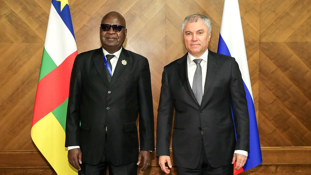 Chairman of the State Duma Vyacheslav Volodin and President of the National Assembly of the Central African Republic Simplice Mathieu Sarandji