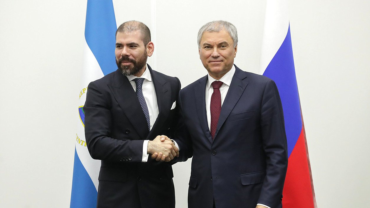 El Jefe de la Duma Estatal, Vyacheslav Volodin, y el Representante Especial del Presidente de la República de Nicaragua para el Desarrollo de las Relaciones con Rusia, Laureano Facundo Ortega Murillo