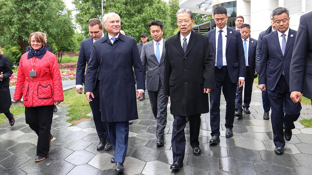 Chairman of the State Duma Vyacheslav Volodin and Chairman of the Standing Committee of the National People's Congress of China Zhao Leji