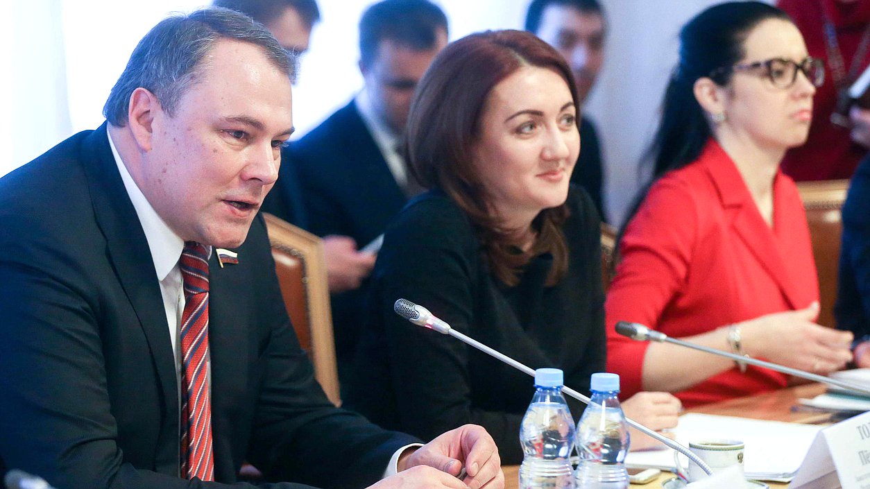 Заместитель Председателя Государственной Думы Петр Толстой