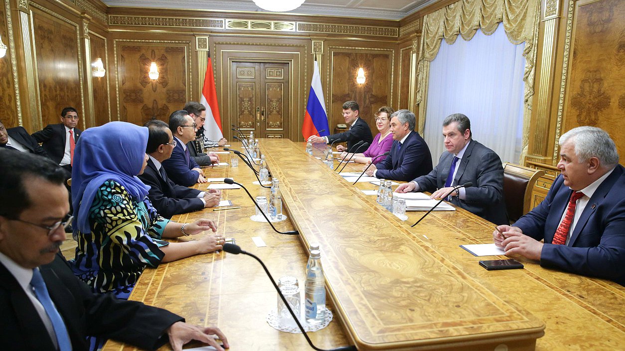 Chairman of the State Duma Viacheslav Volodin and Speaker of the People's Consultative Assembly of the Republic of Indonesia Zulkifli Hasan