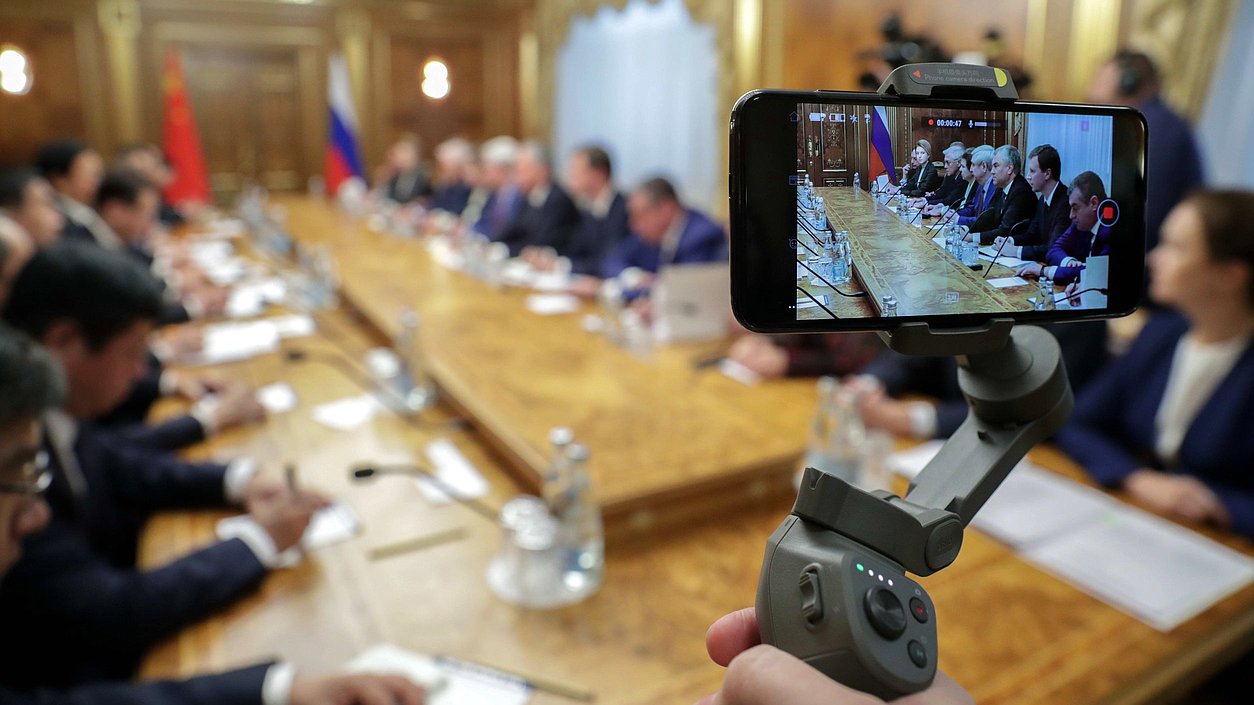 Meeting of Chairman of the State Duma Viacheslav Volodin and Chairman of the Standing Committee of the National People's Congress of the People's Republic of China Li Zhanshu