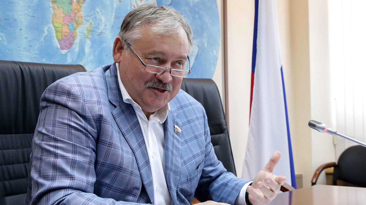Первый заместитель Председателя Комитета по делам СНГ, евразийской интеграции и связям с соотечественниками Константин Затулин