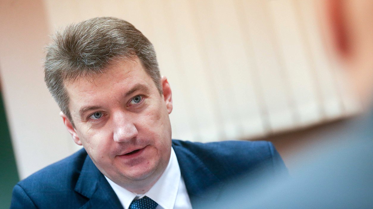 Заместитель Председателя Комитета по финансовому рынку Антон Гетта