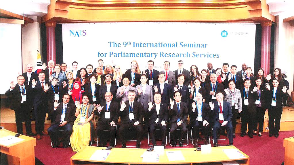 Participants of the 9th International Seminar for Parliamentary Research Services in the Republic of Korea