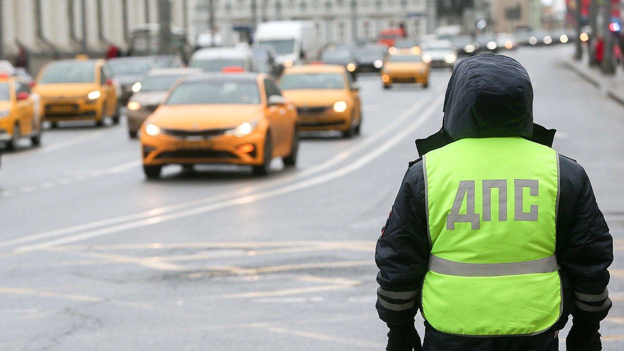 дпс машины автомобили такси пдд