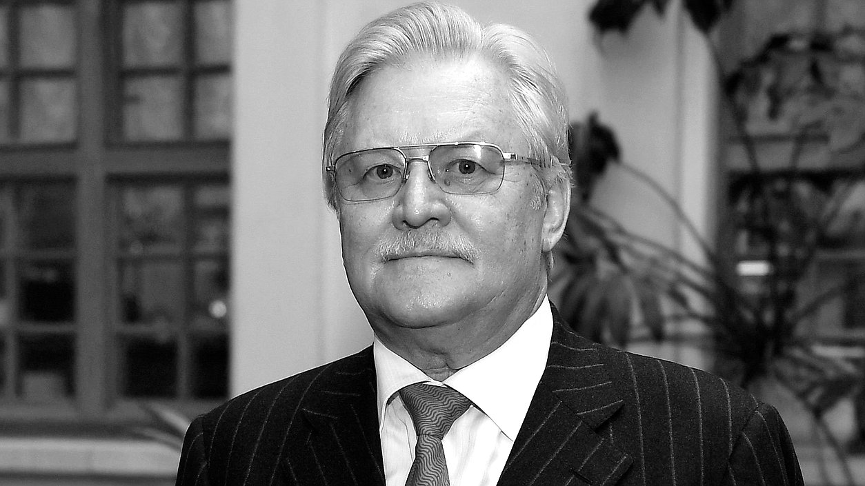 Юрий Кара