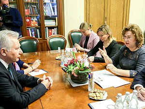 Встреча вице-спикера нижней палаты парламента Ольги Епифановой с заместителем председателя Национального собрания Венгрии Иштваном Якабом