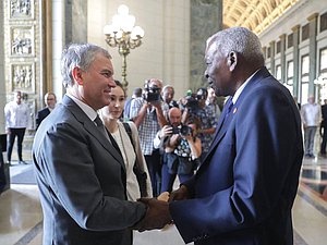 El Jefe de la Duma Estatal, Vyacheslav Volodin, y el Presidente de la Asamblea Nacional del Poder Popular y del Consejo de Estado de la República de Cuba, Esteban Lazo Hernández